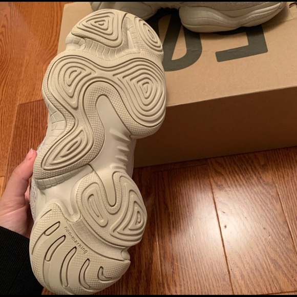 SOLD - YEEZY 500 BLUSH ** STEAL PRICE** - Picture 3 of 5